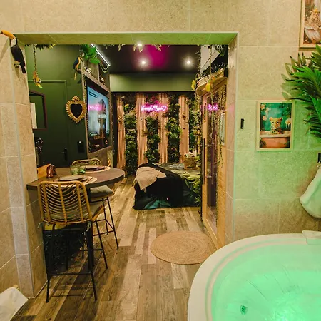 Jungle - Sauna & Balneo *