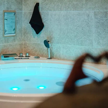 Jungle - Sauna & Balneo * Шато-Тьерри