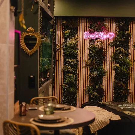 Апартаменты Jungle - Sauna & Balneo