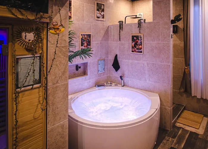 Jungle - Sauna & Balneo Apartment *